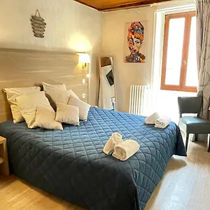 2* Hotel Du Cheval Blanc